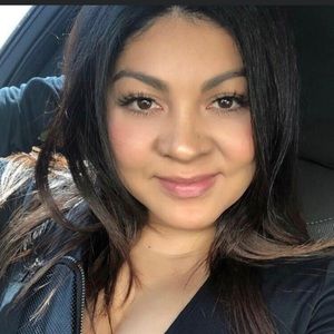 Meet your Posher, Luisa